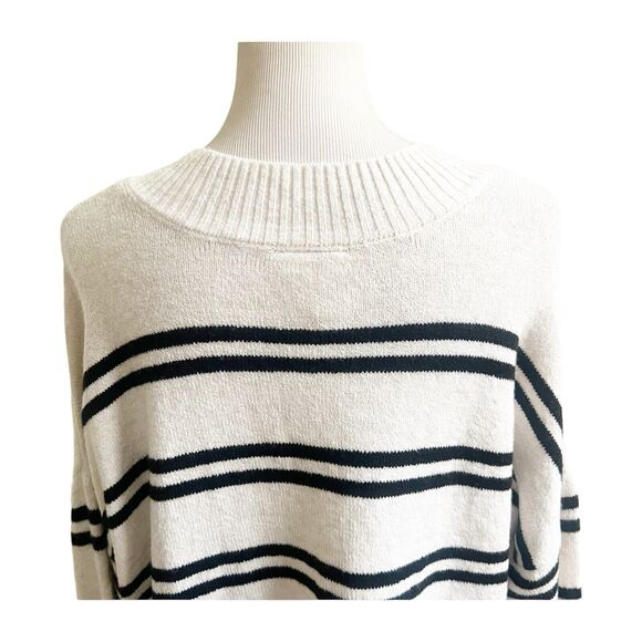 a.n.a Sweater Size 1X Classic Striped V-Neck Pullover Women's NWT Ivory Black - Picture 8 of 15